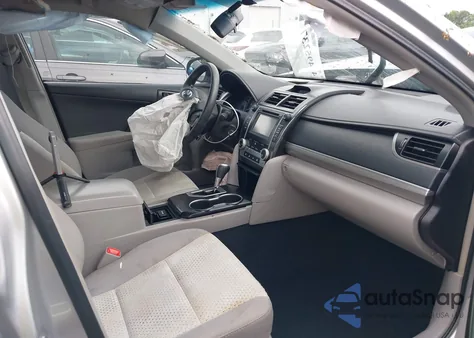 2014 Toyota Camry L/Le/Xle/Se/Se Sport z USA, uszkodzony, nr VIN 4T1BF1FK8EU448844